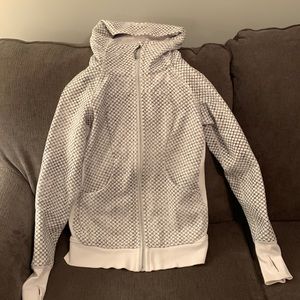 Lululemon zipped up hoodie